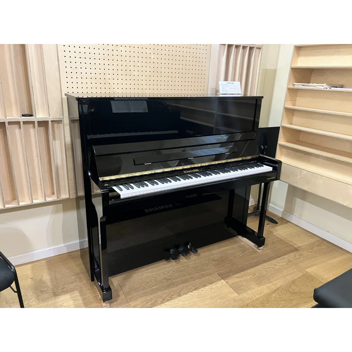 W.Hoffmann W.Hoffmann T-128 pianino 128cm - zdjecie 3