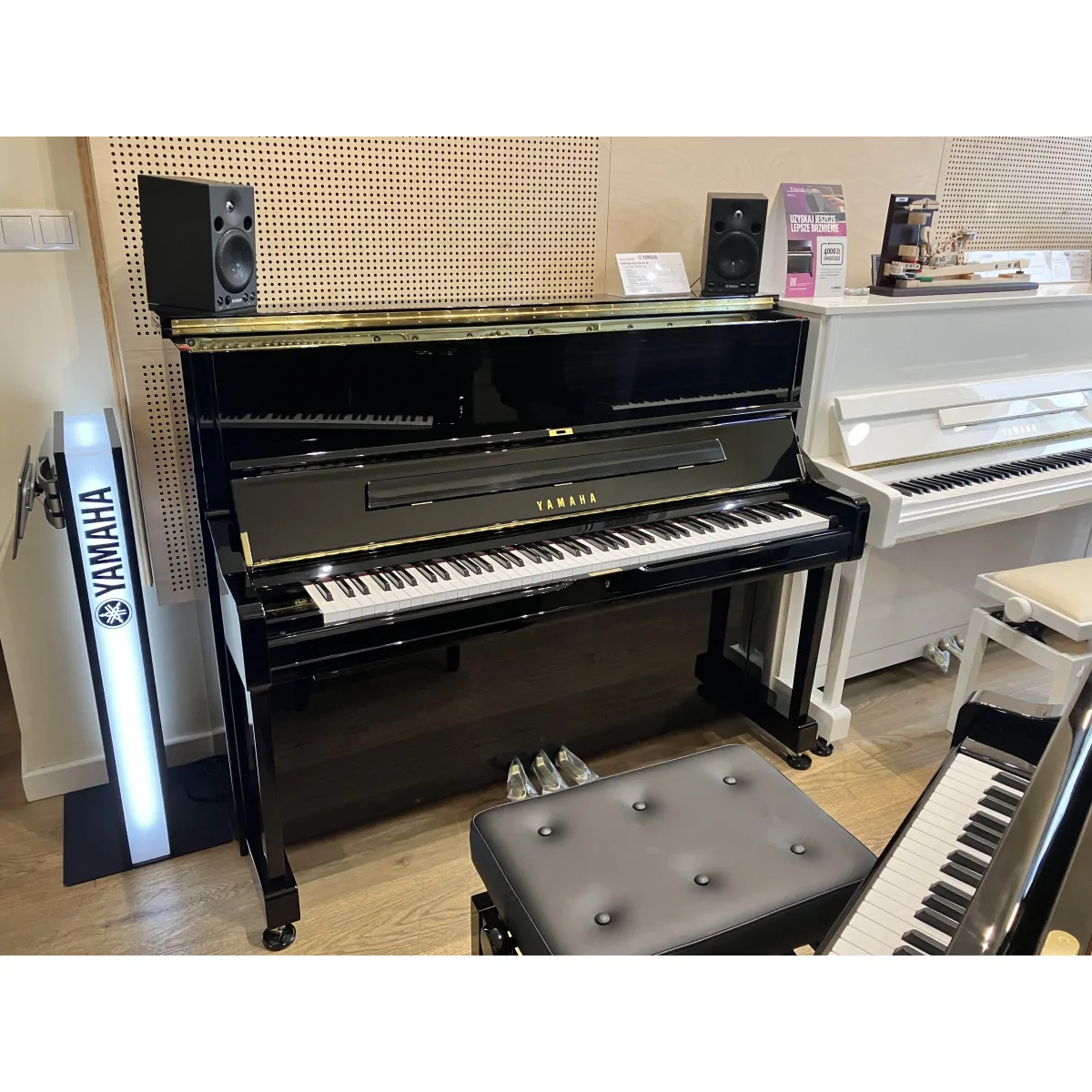 YAMAHA Yamaha DU1 EN PE pianino z systemem Disklavier - zdjecie 4