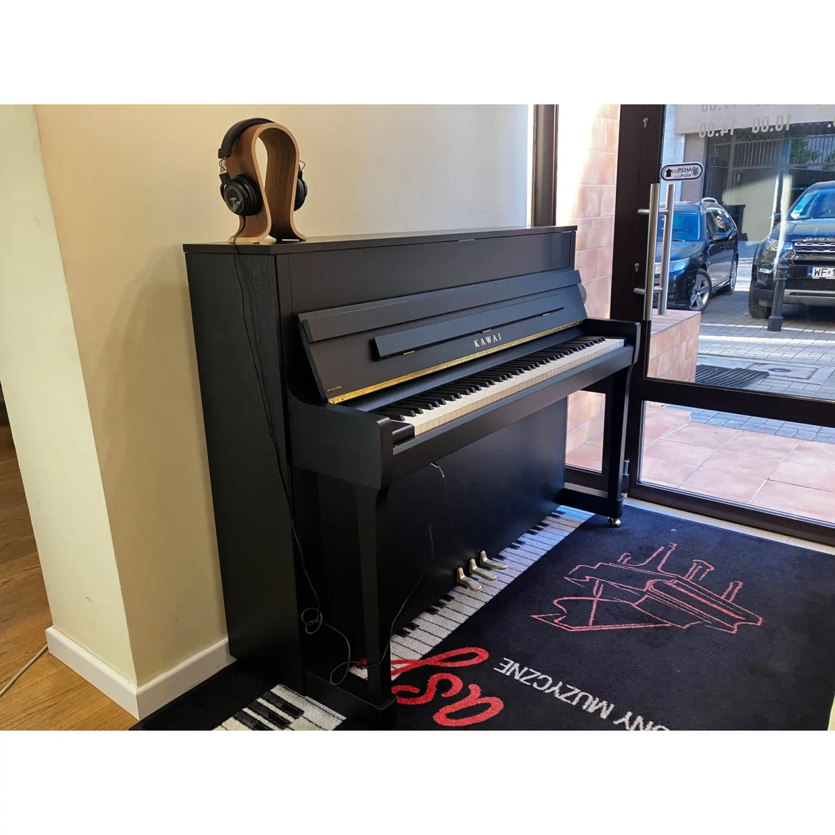 KAWAI KAWAI E200 ATX3L pianino akustyczne z systemem cichej gry - zdjecie 5