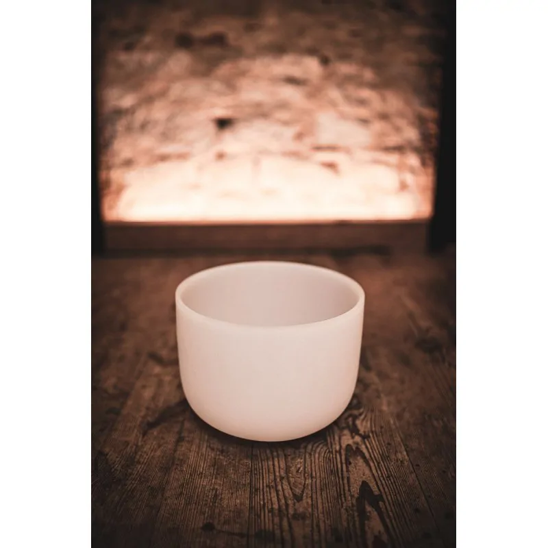 Meinl Sonic Energy MEINL Sonic Energy Crystal Singing Bowl 9"  A 432 Hz  Brow Chakra - zdjecie 4
