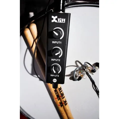 XVive XVive Portable 3-channel Personal Mixer Headphone Amplifier System mikser osobisty ze wzmacniaczem słuchawkowym - zdjecie 14