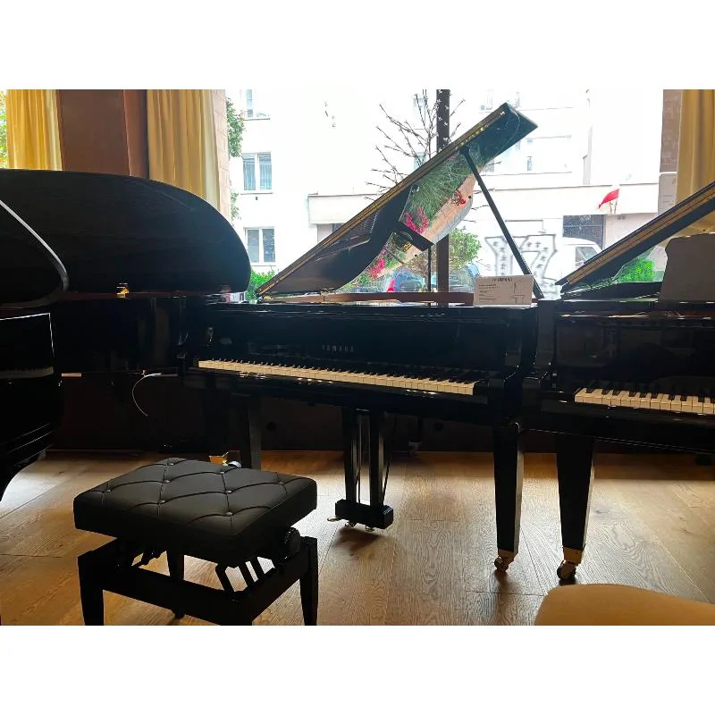 YAMAHA Yamaha GA1 - 151 cm, fortepian akustyczny 2002 r.
