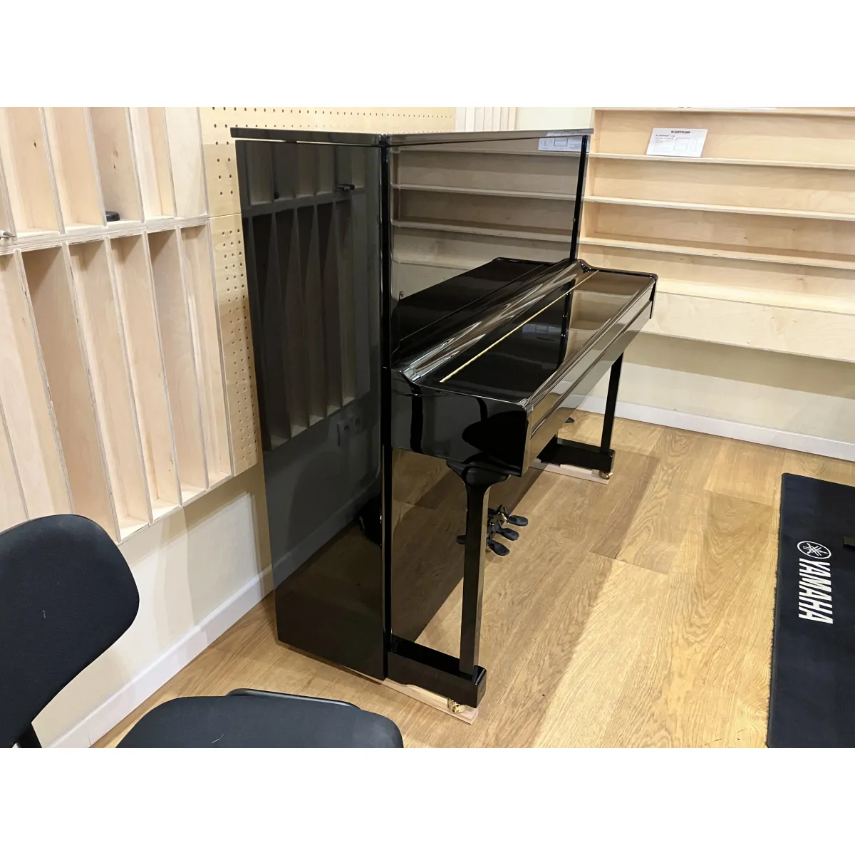 W.Hoffmann W.Hoffmann T-128 pianino 128cm - zdjecie 9