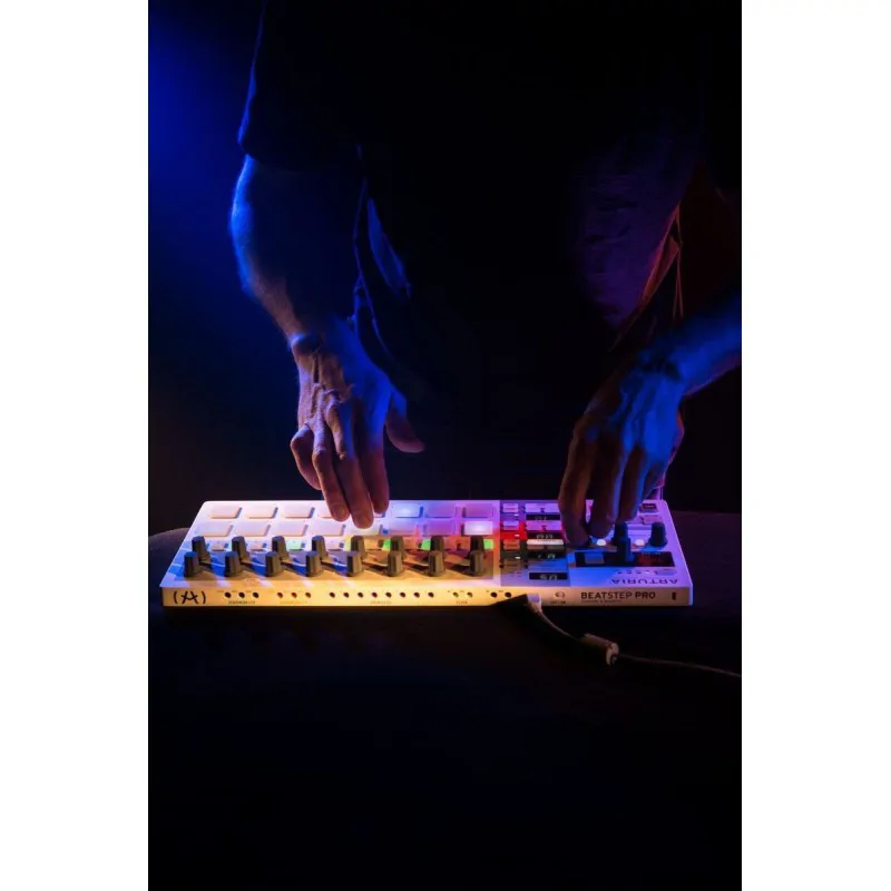 Arturia Arturia Beatstep Pro - zdjecie 4