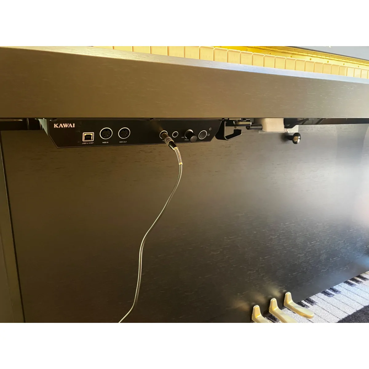 KAWAI KAWAI E200 ATX3L pianino akustyczne z systemem cichej gry - zdjecie 4